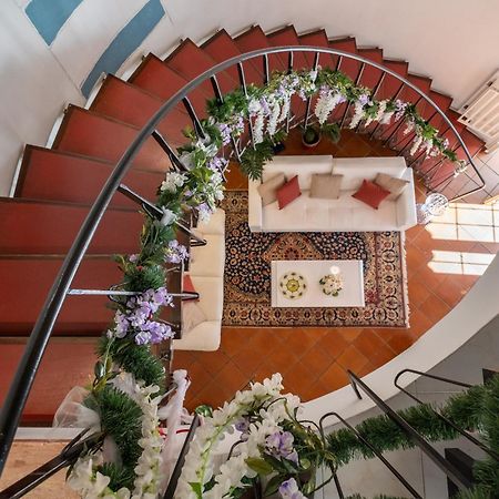 Elegante Villa Lu' Centro Citta A 10 Minuti Dal Mare กาญารี ภายนอก รูปภาพ