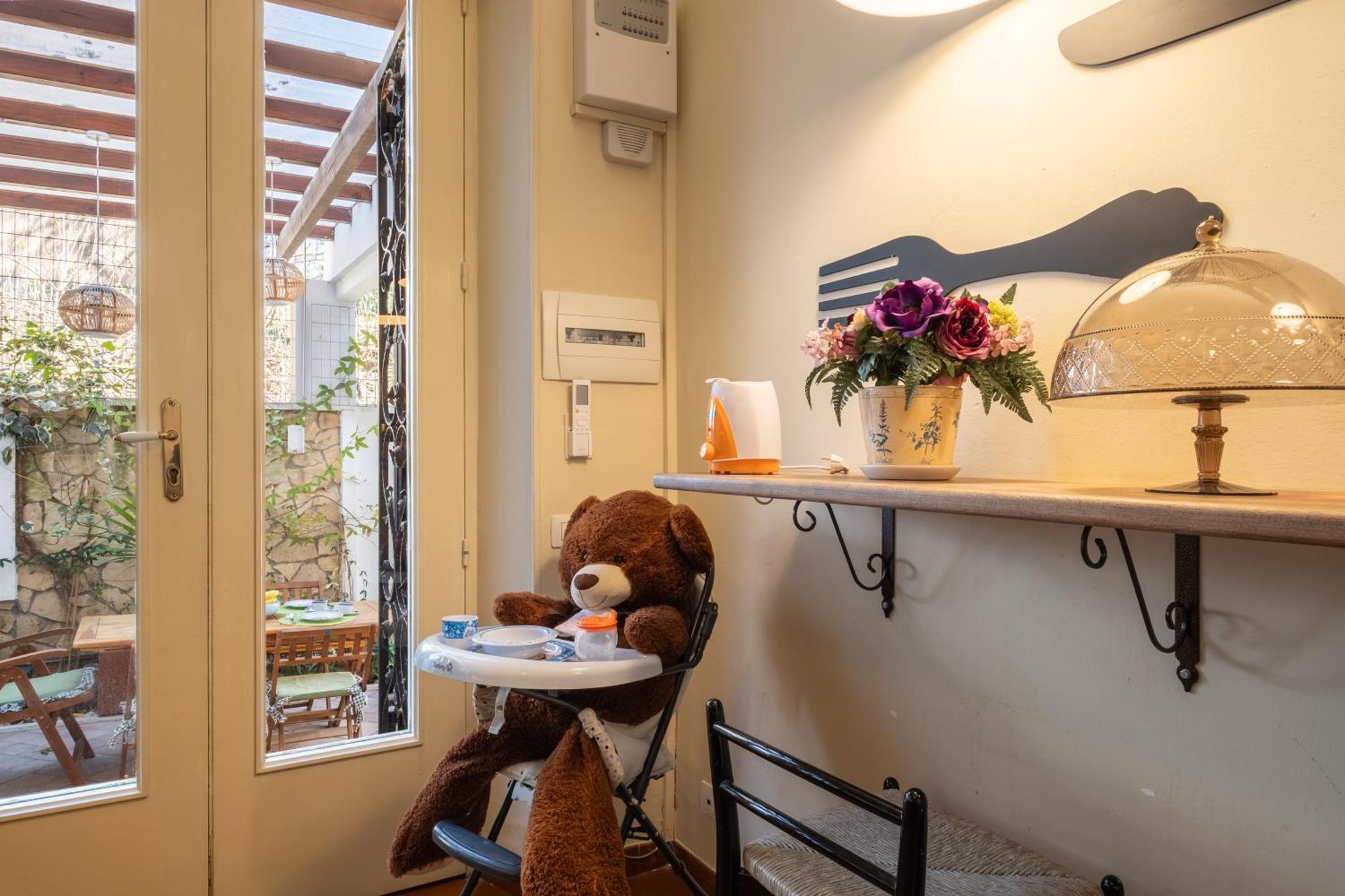 Elegante Villa Lu' Centro Citta A 10 Minuti Dal Mare กาญารี ภายนอก รูปภาพ