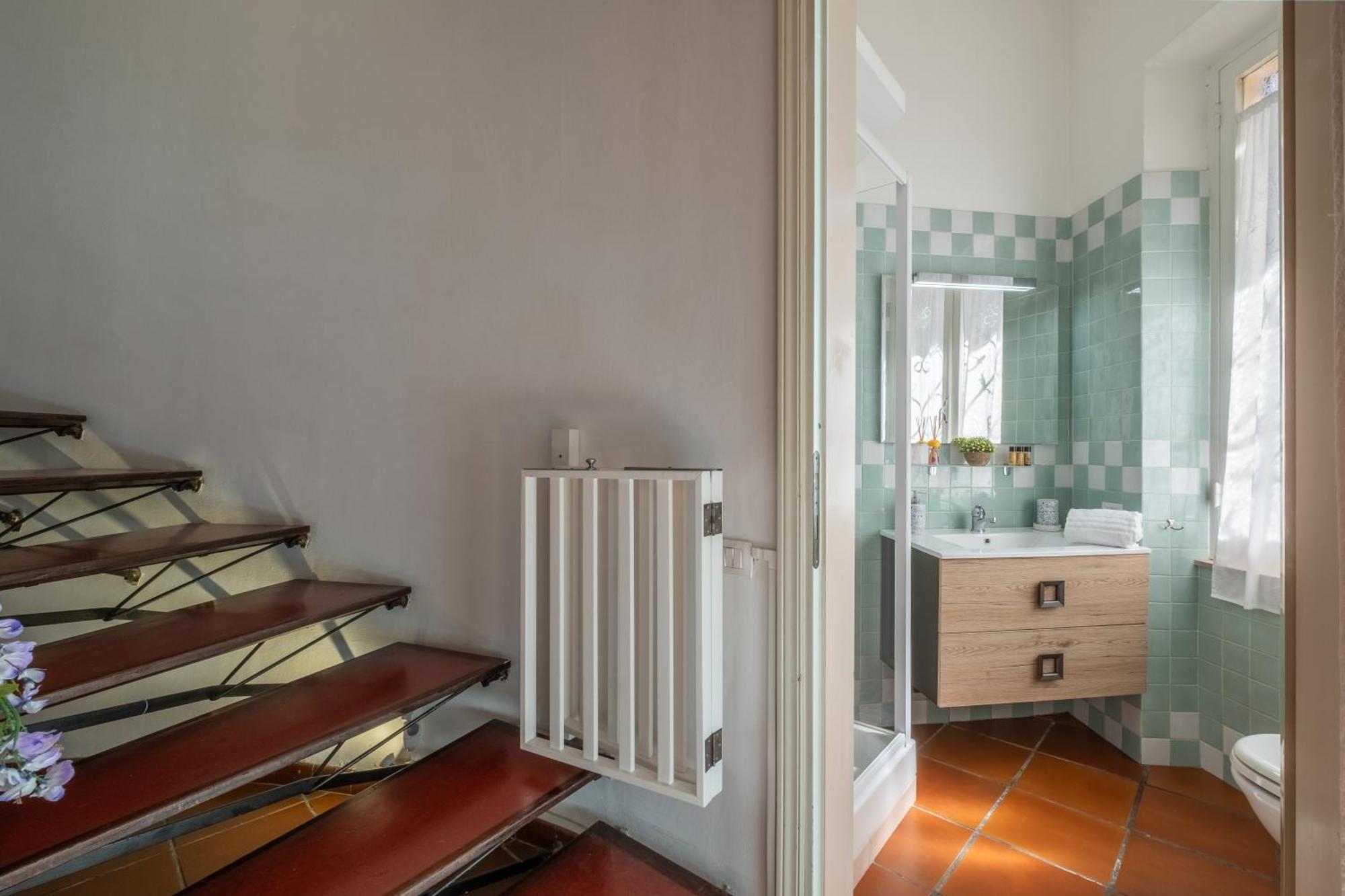 Elegante Villa Lu' Centro Citta A 10 Minuti Dal Mare กาญารี ภายนอก รูปภาพ