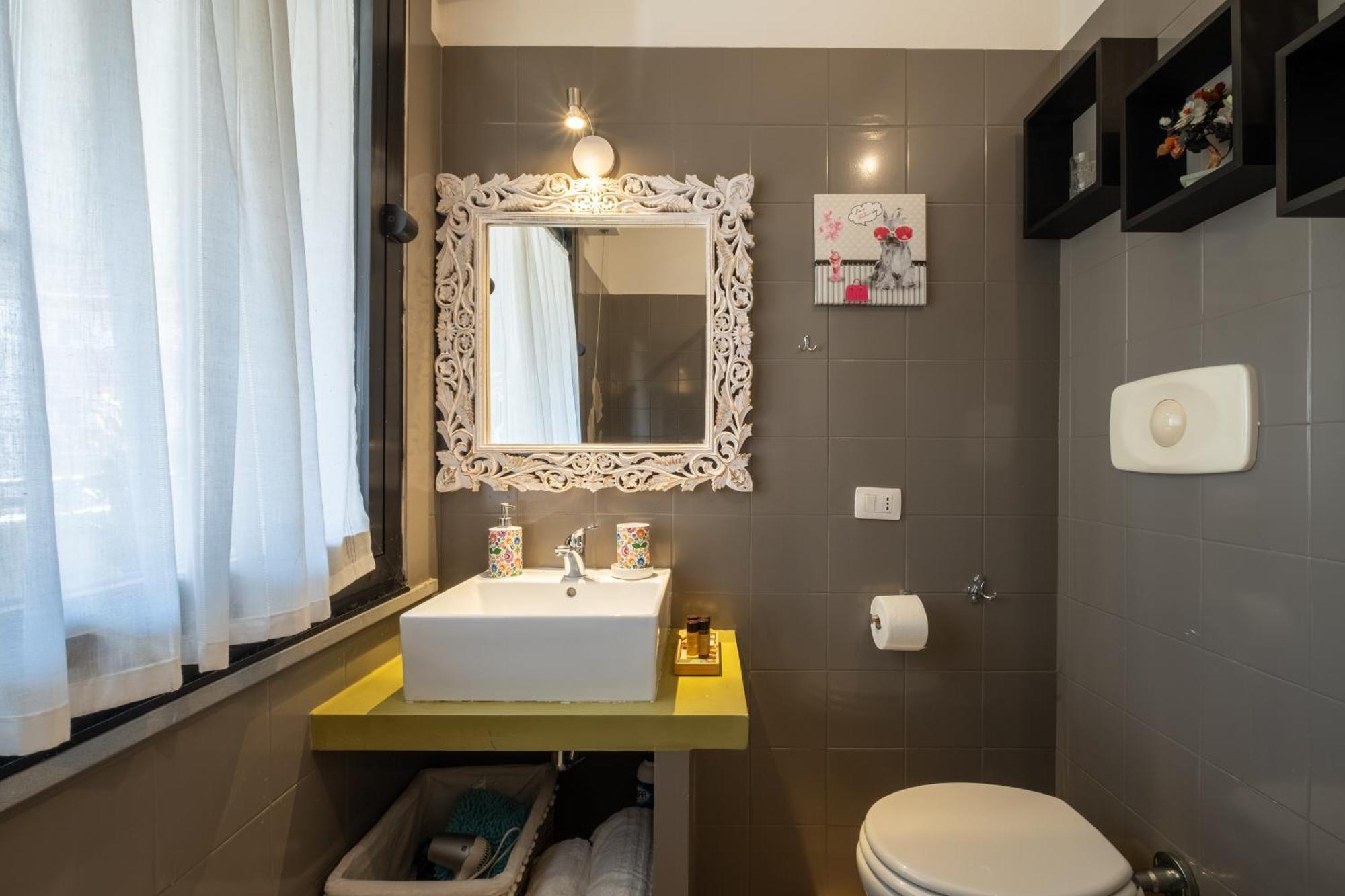 Elegante Villa Lu' Centro Citta A 10 Minuti Dal Mare กาญารี ภายนอก รูปภาพ