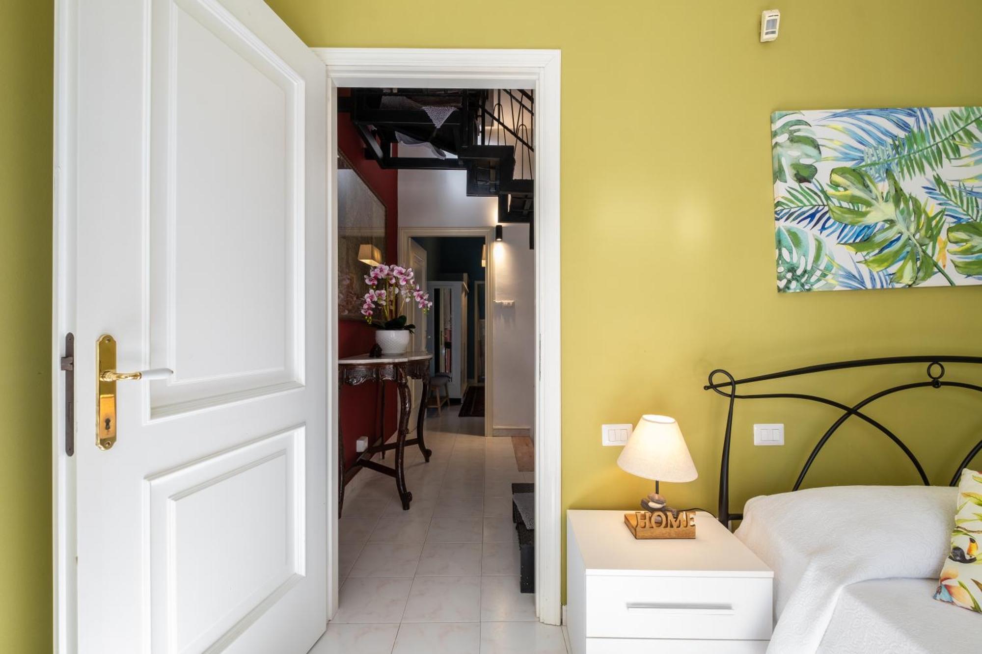 Elegante Villa Lu' Centro Citta A 10 Minuti Dal Mare กาญารี ภายนอก รูปภาพ